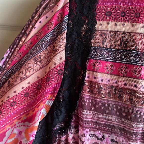 Free People NWT Natalie Boho Print Lace Long Sleeve Vneck Slip/Tunic Top XS - Picture 12 of 15